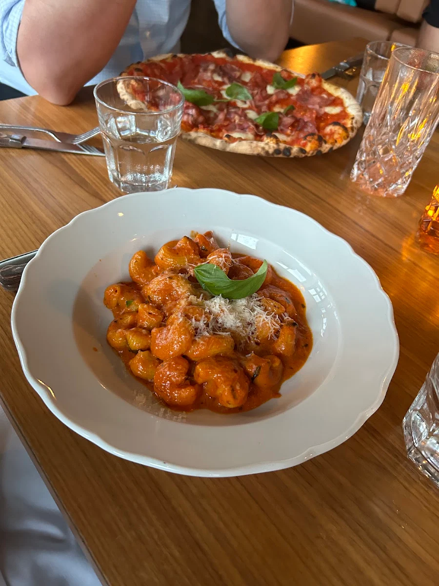 Rigatoni Vodka Rosé Pasta