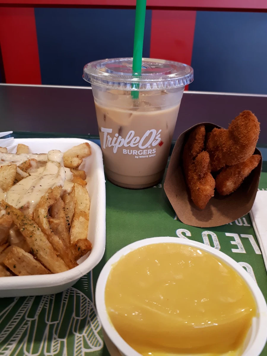 Garlic Fries with Chicken Fingers