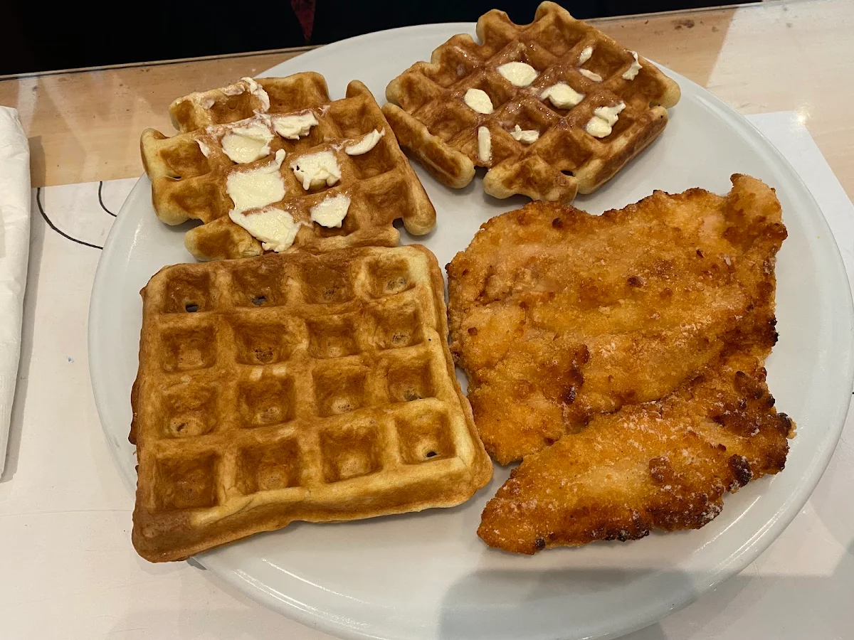 Chicken & Waffle