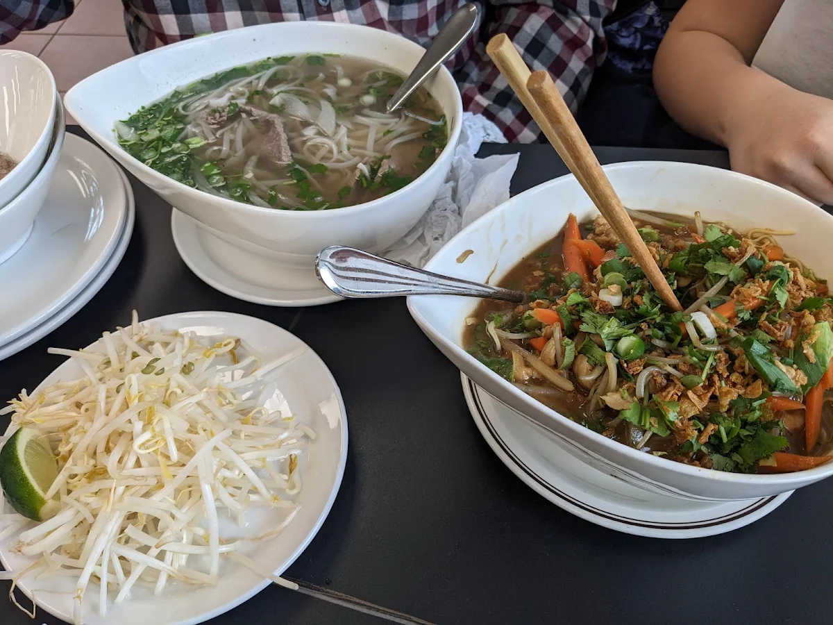 Pho Tai Left MI GA Right