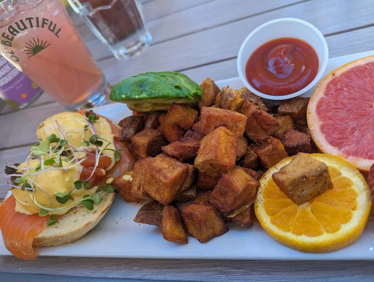 Salmon Eggs Benedict