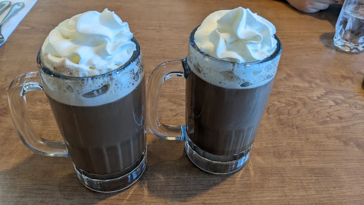 Rootbeer Float, Phil's Restaurants