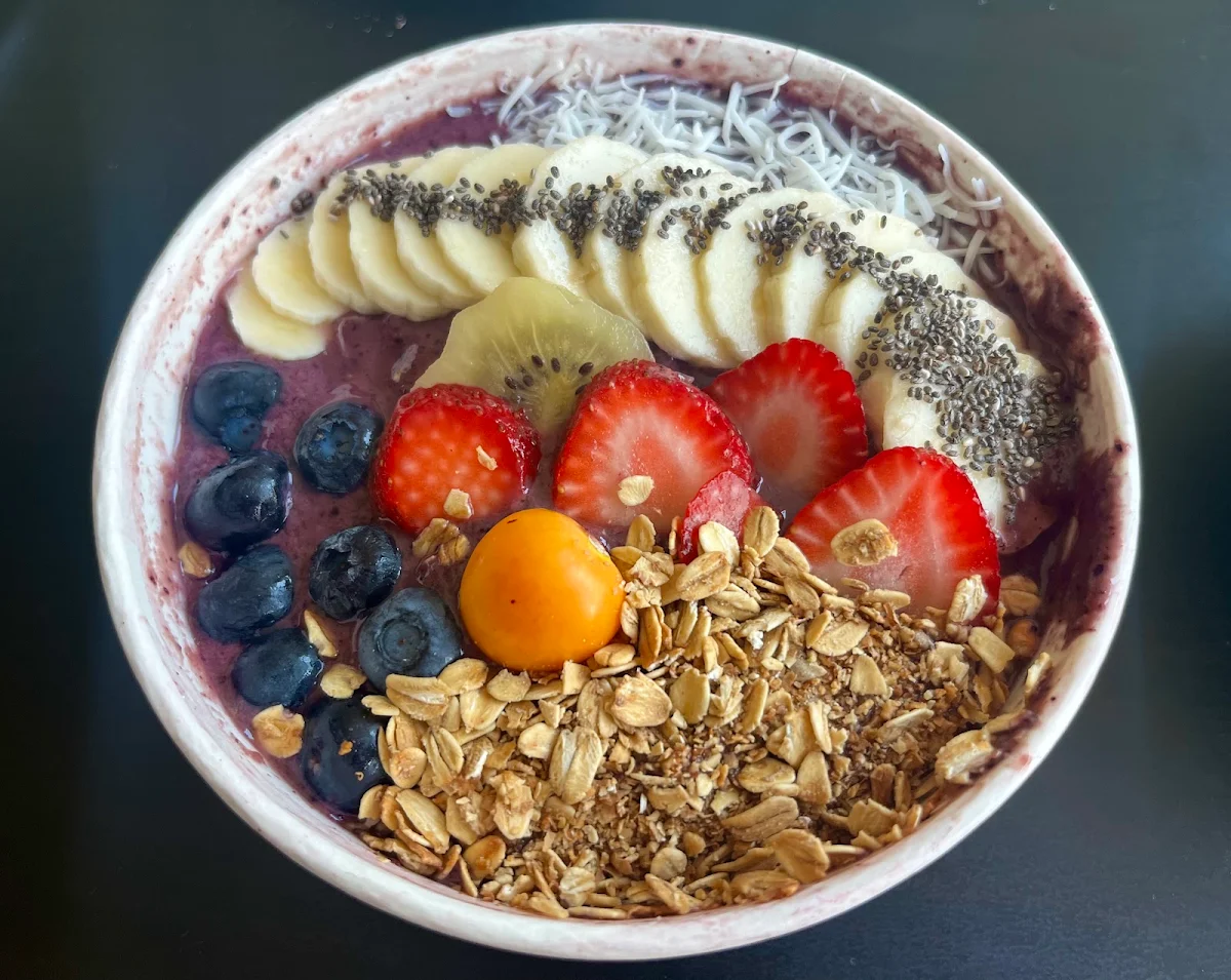 Tropical Pitaya Bowl