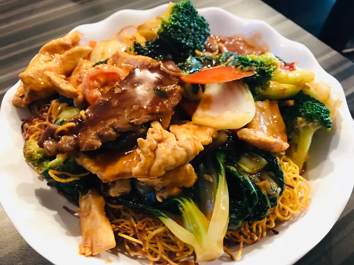 Cantonese Chow Mein