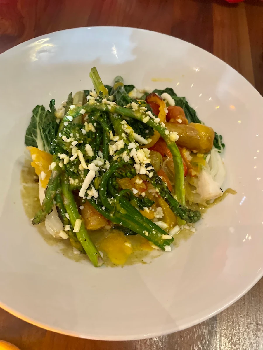 Baked Spaghetti Squash & Asparagus — GF Vegan
