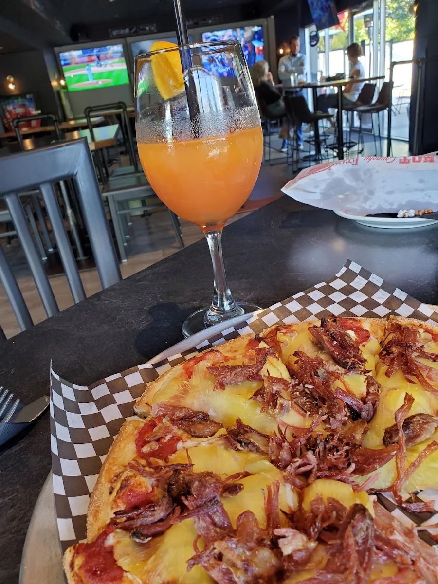 Hawaiian Pizza and Peach Bellini