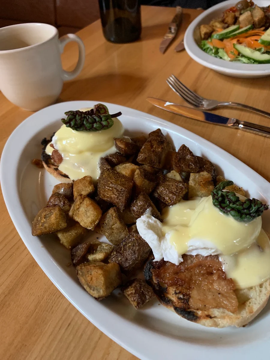 Eggs Benedict