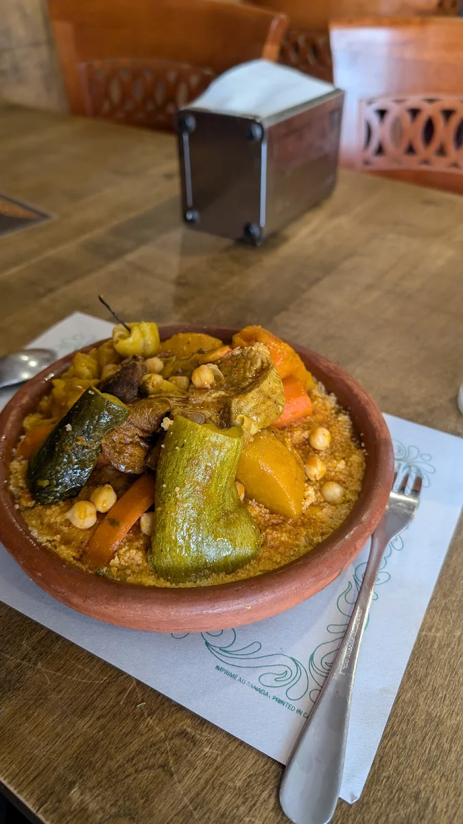 Tajine Artichaud Poulet Carottes Et Petits Pois