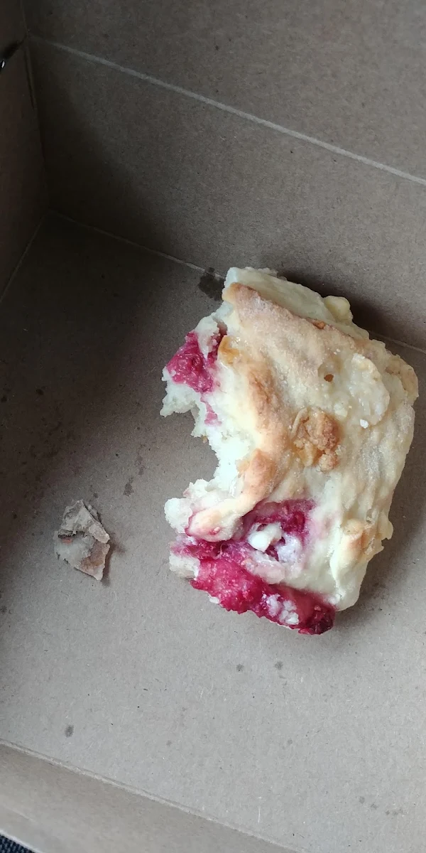 White Chocolate Cranberry Scone