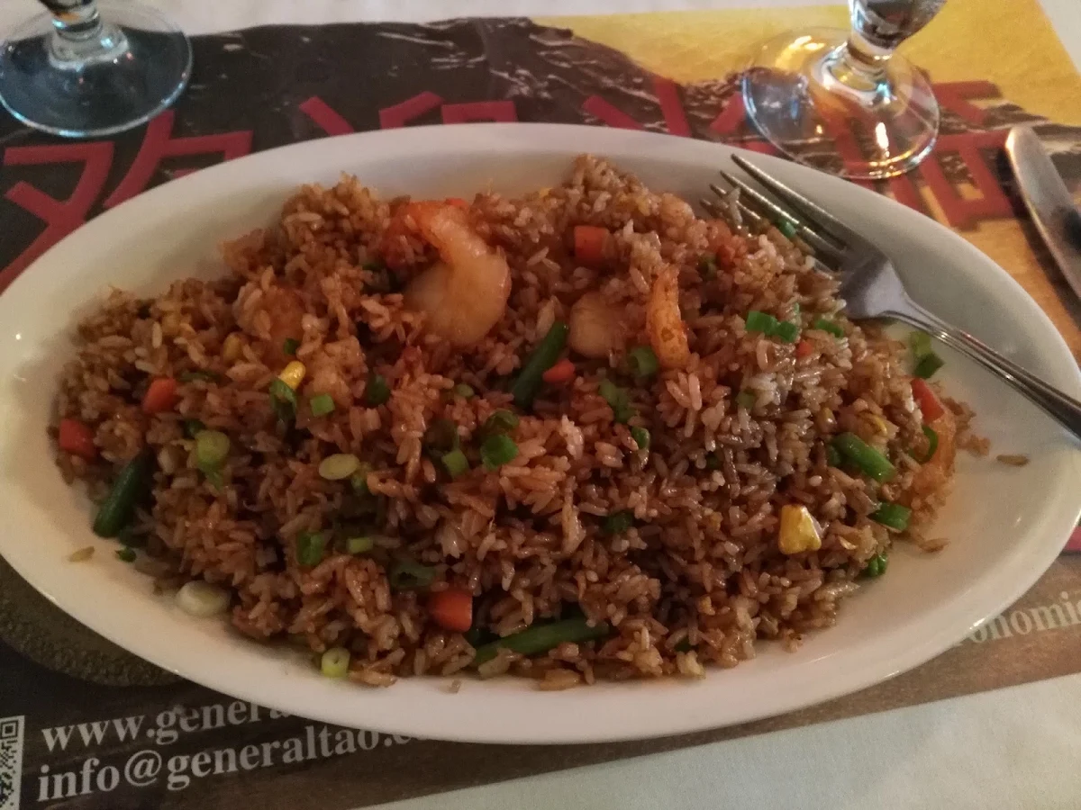 Riz Frits Au Poulet Fried Chicken Rice