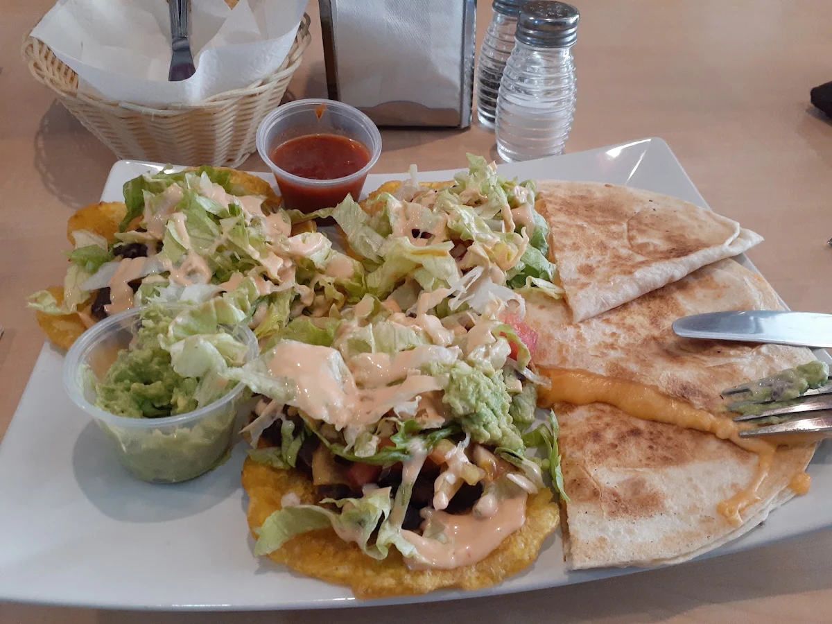 Tostadas & Quesadilla