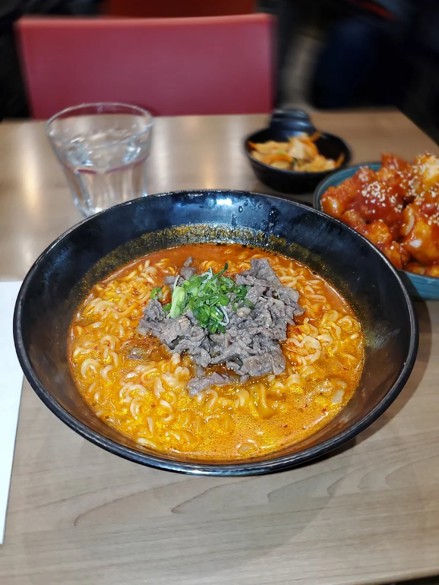 Ramyun Au Porc Galbi Ramyun with Pork Galbi