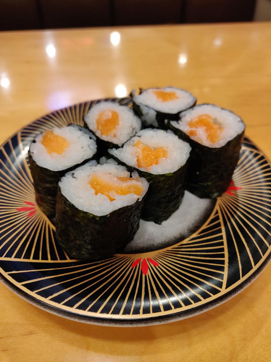 Salmon Roll, Kinjo Sushi & Grill