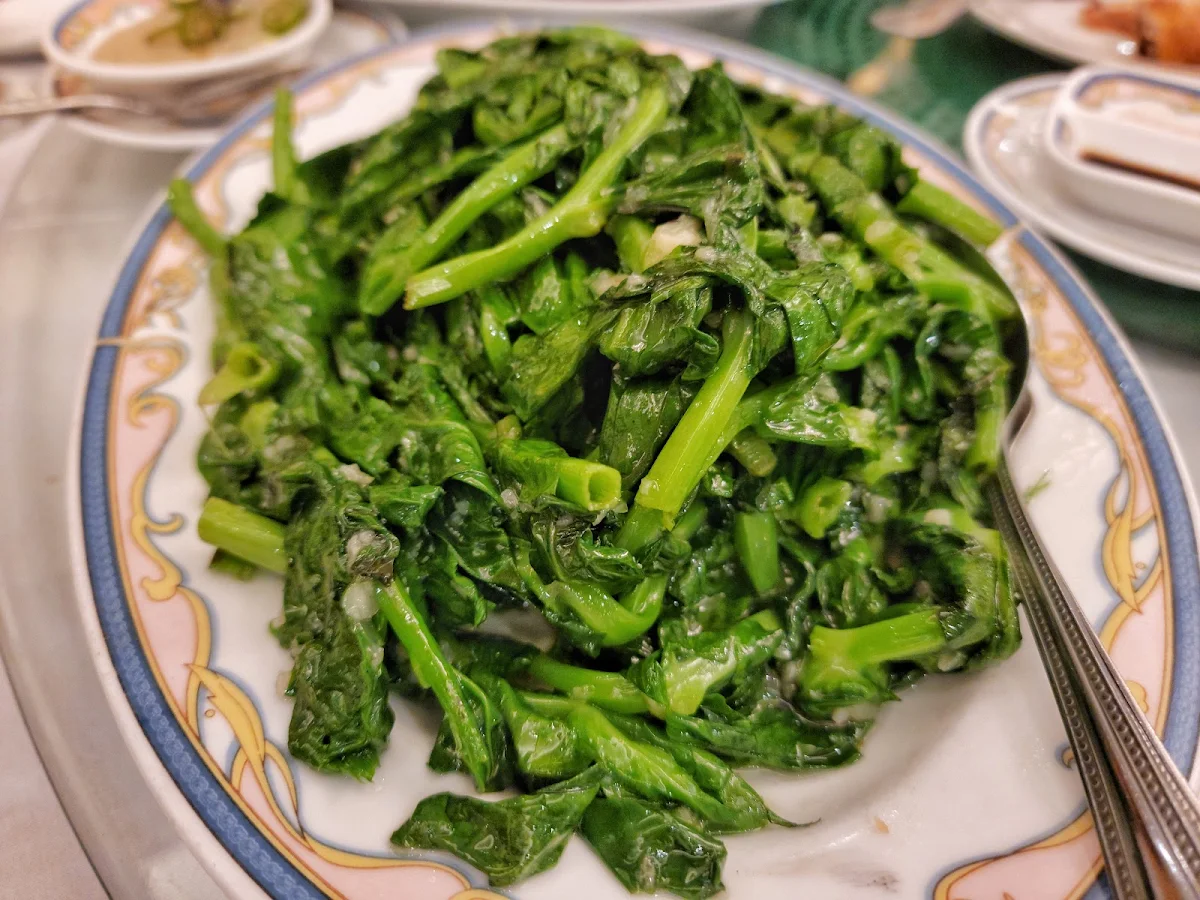 Garlic Stir Fried Snow Pea Leaves