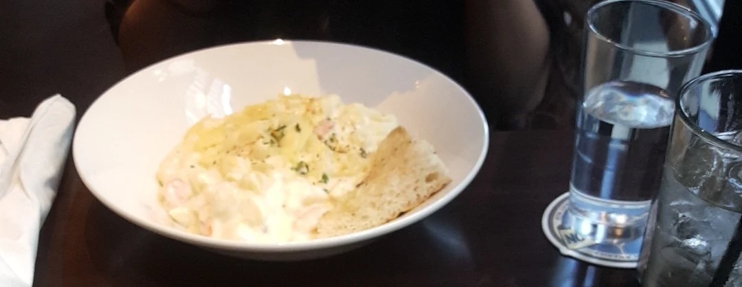Seafood Alfredo Pasta