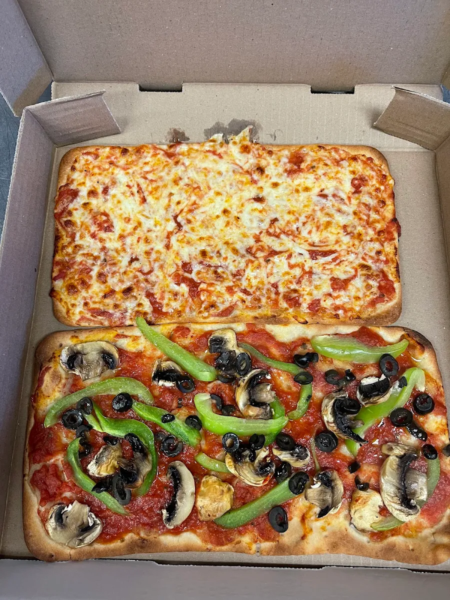 Large Veggie Pizza