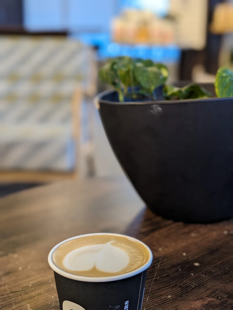 Sweet Latte 16oz, Rosso Coffee Roasters