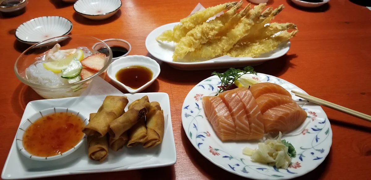 Tempura & Salmon Sashimi