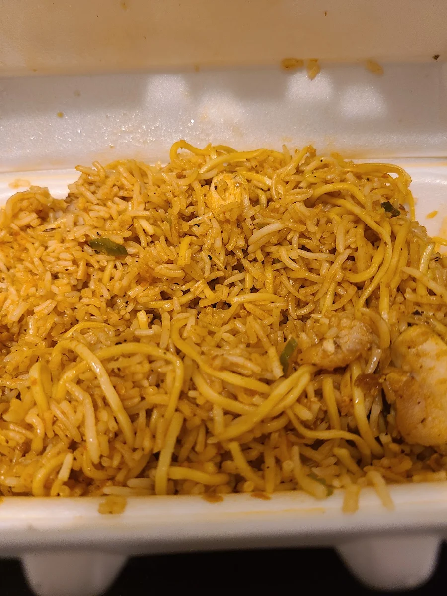 Everest Special Mixed Noodles