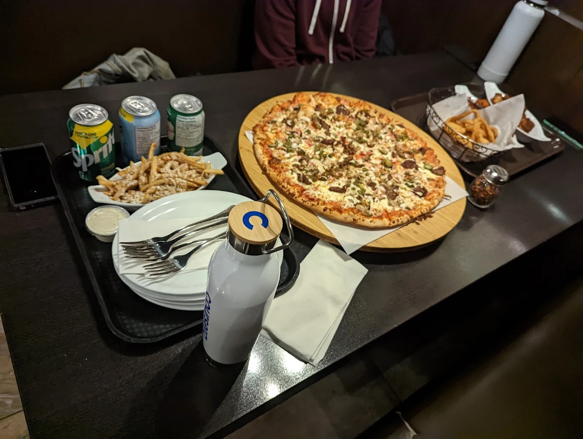 Halala Meat Pizza
