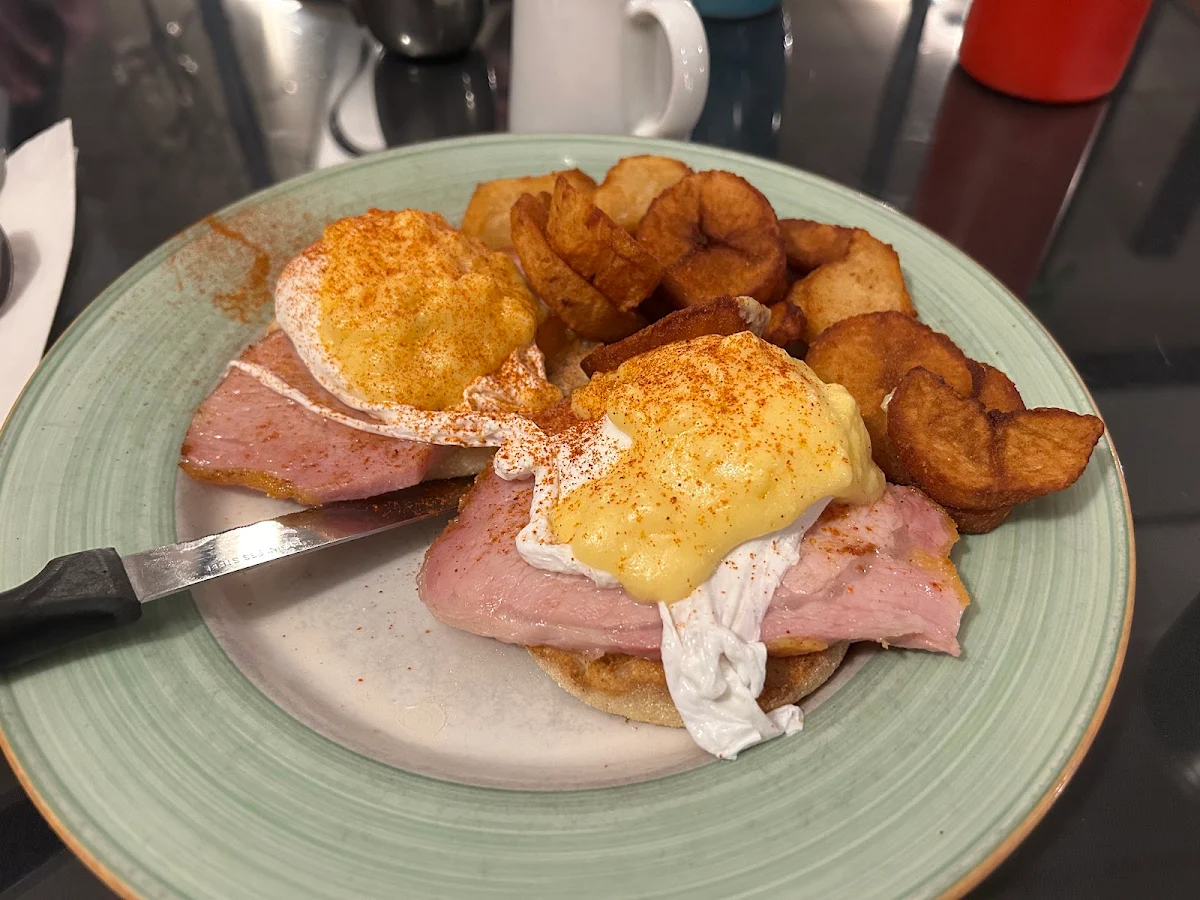 Eggs Benedict
