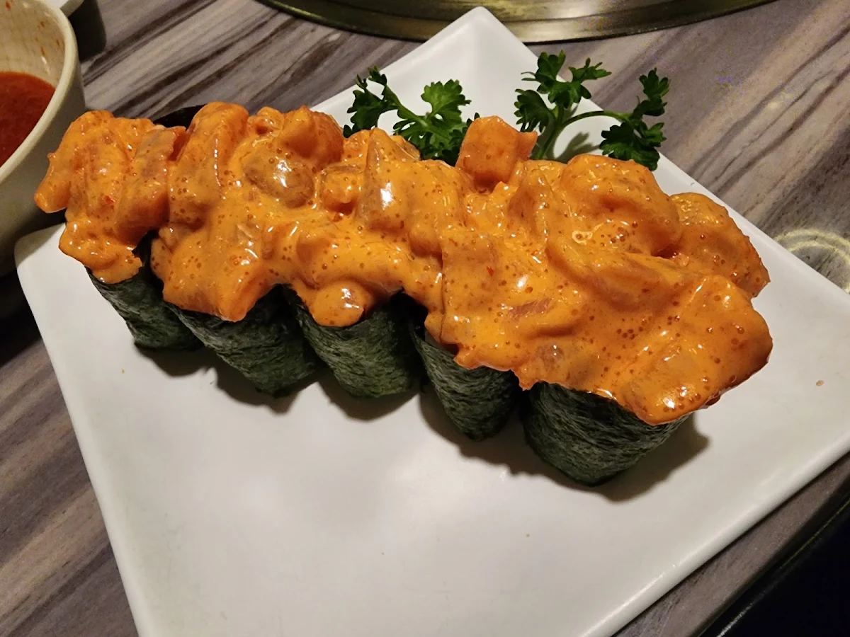 Spicy Salmon Cup