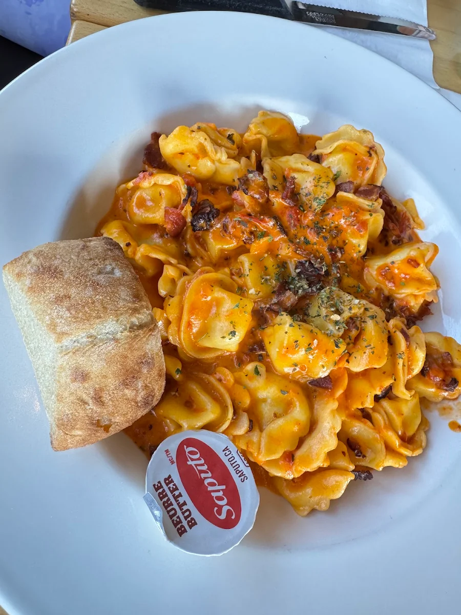 Tortellini Sauce Rosée Et Bacon Bacon & Rosée Sauce Tortellini