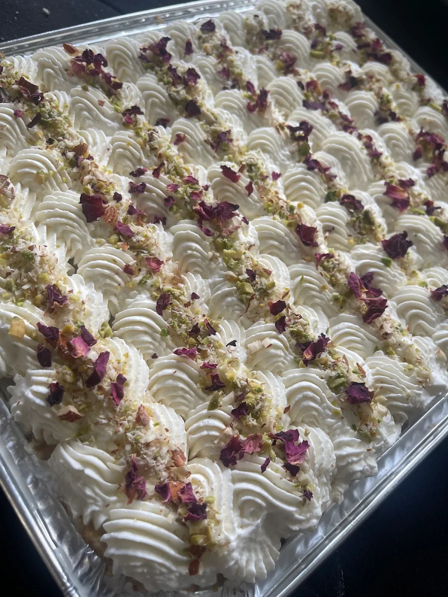 Rasmalai Cake Tub