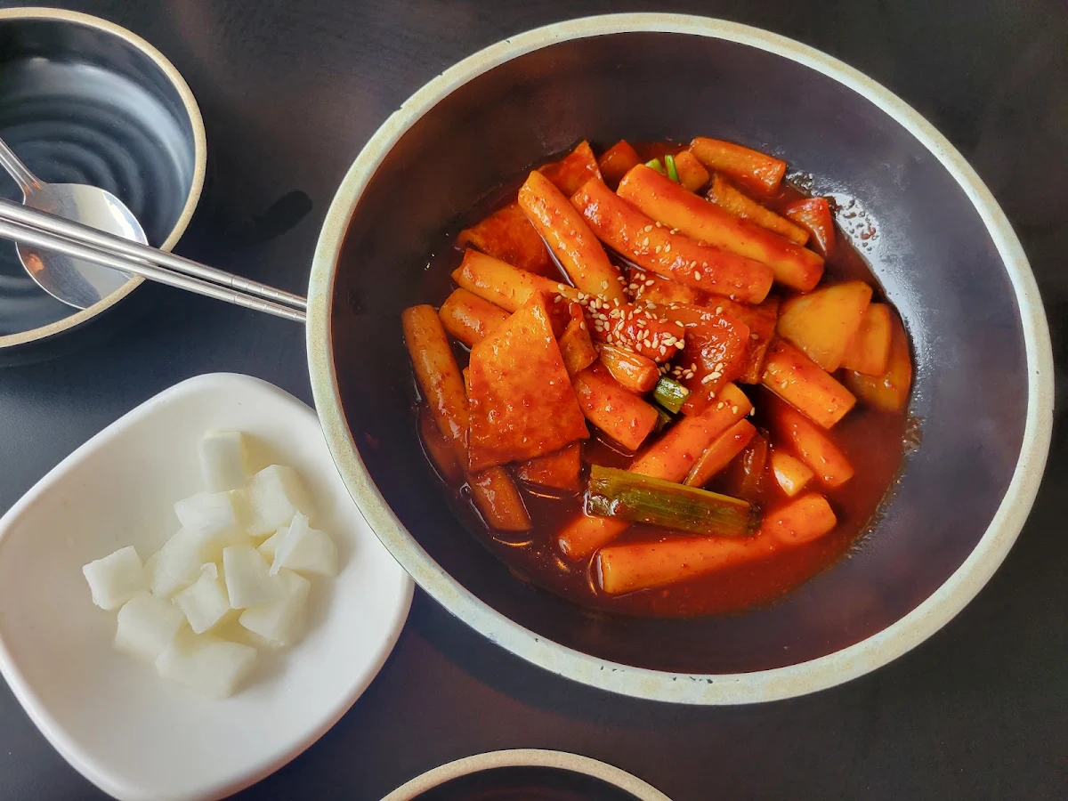 spicy dduk bok ki 매운떡볶이