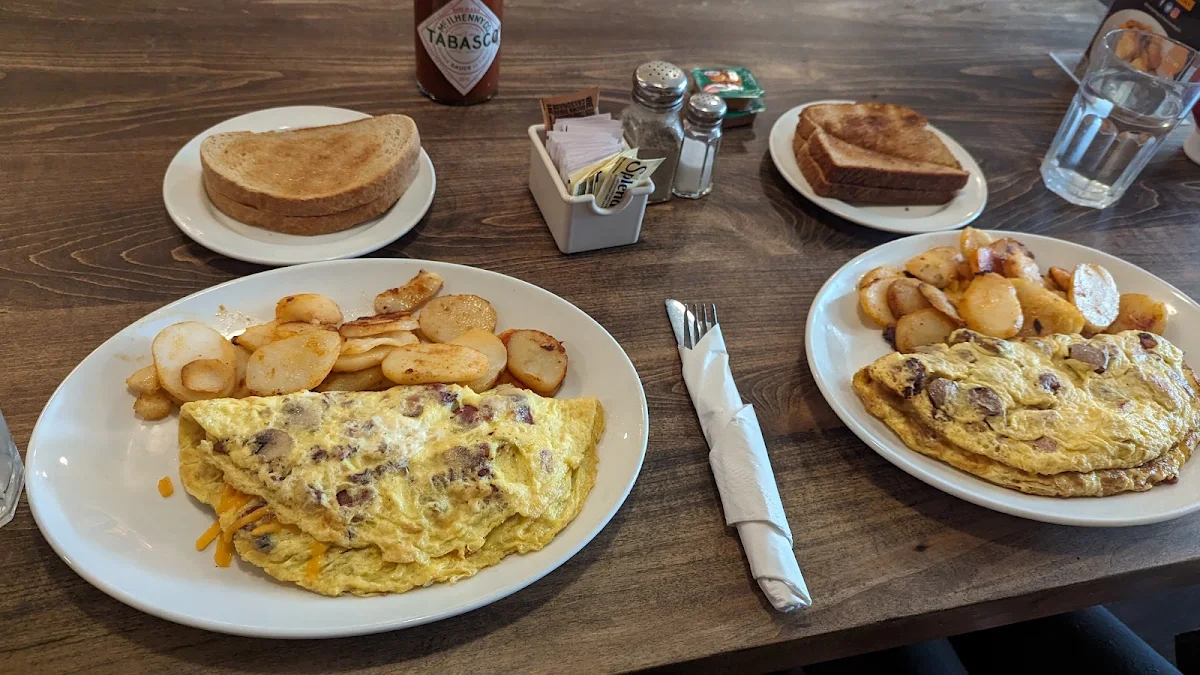 Northern Notion Omelette & Meat Lovers Omelette