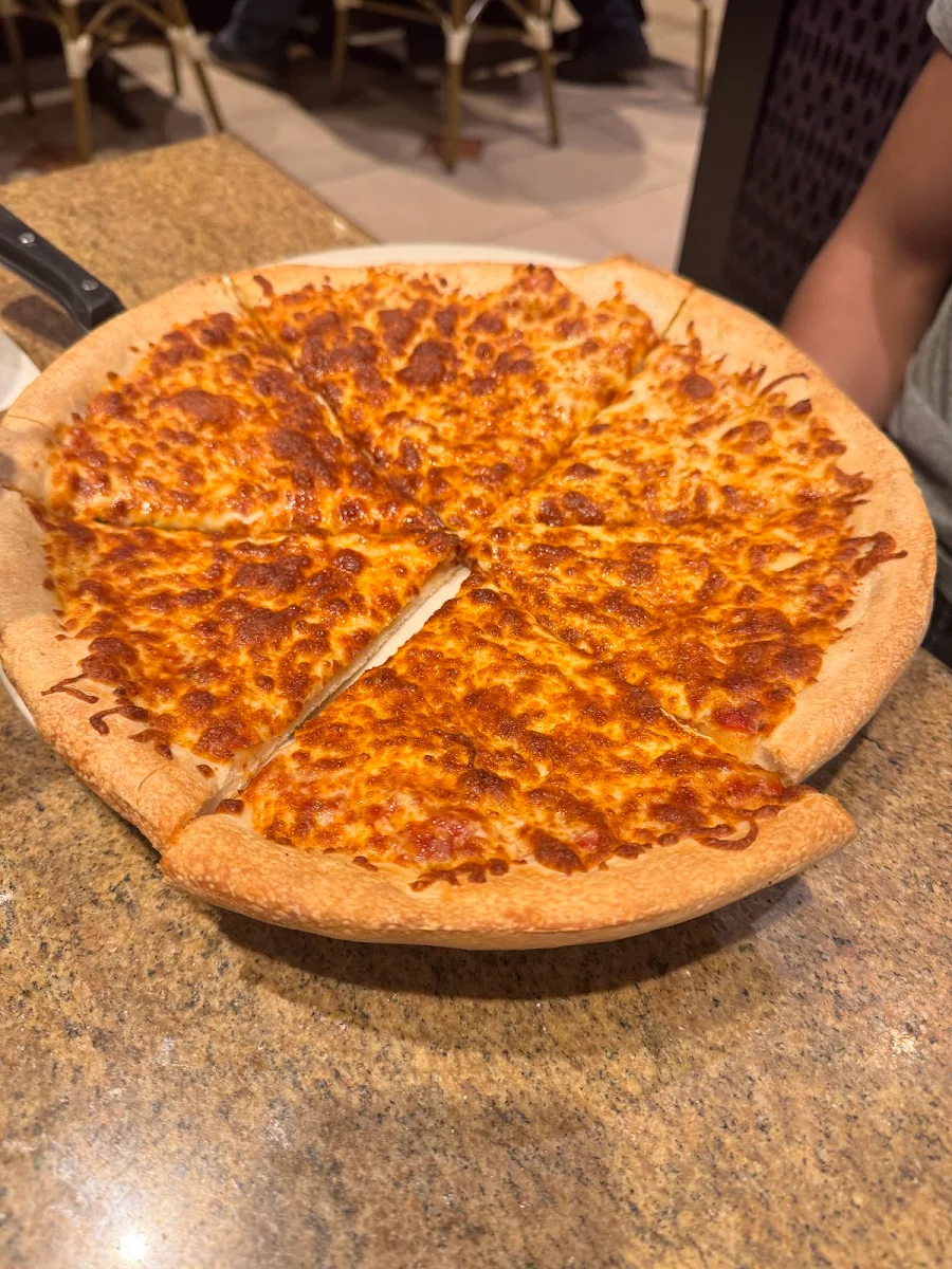Pizza Fromage Cheese Pizza
