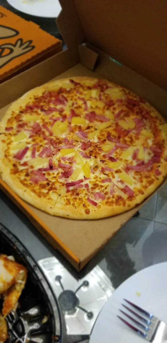 Hawaiian Pizza Lot