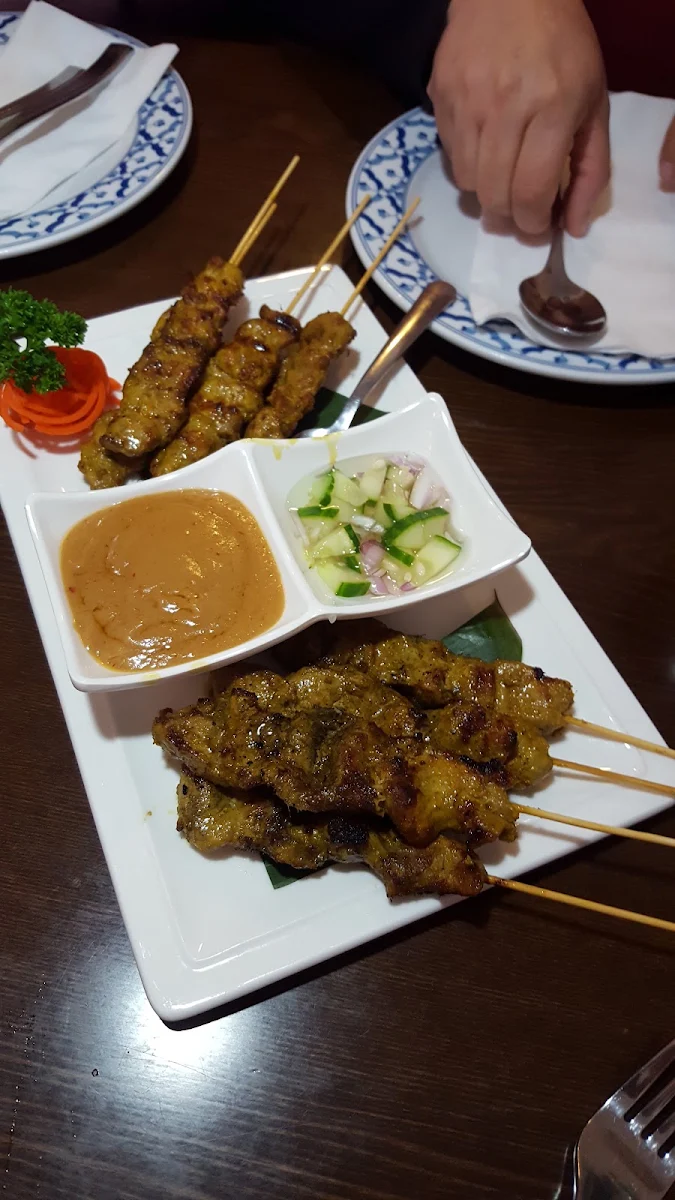 Chicken Satay with Dipping Sauce