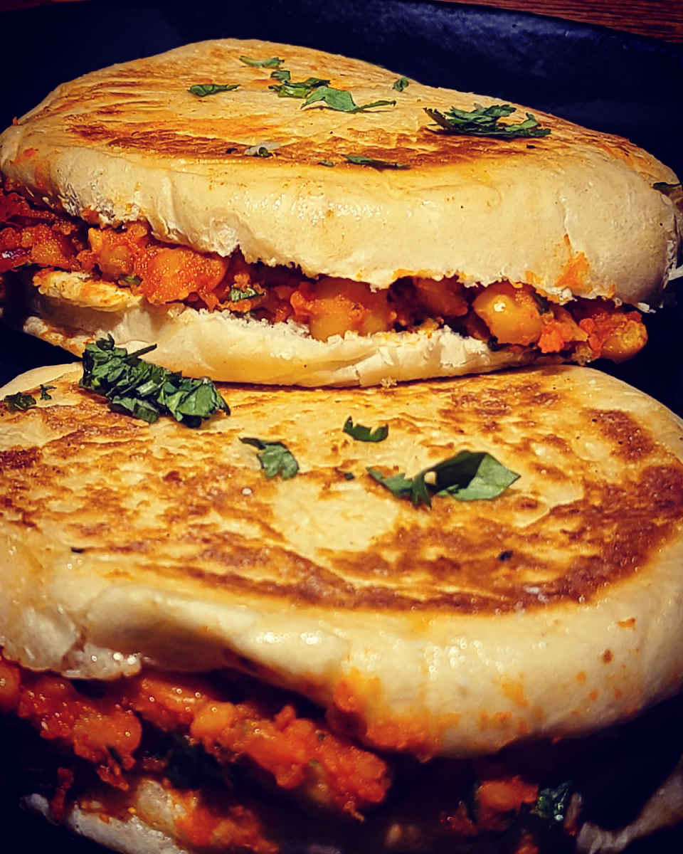 Stuffed Kulchaa, Lovely Sweet House