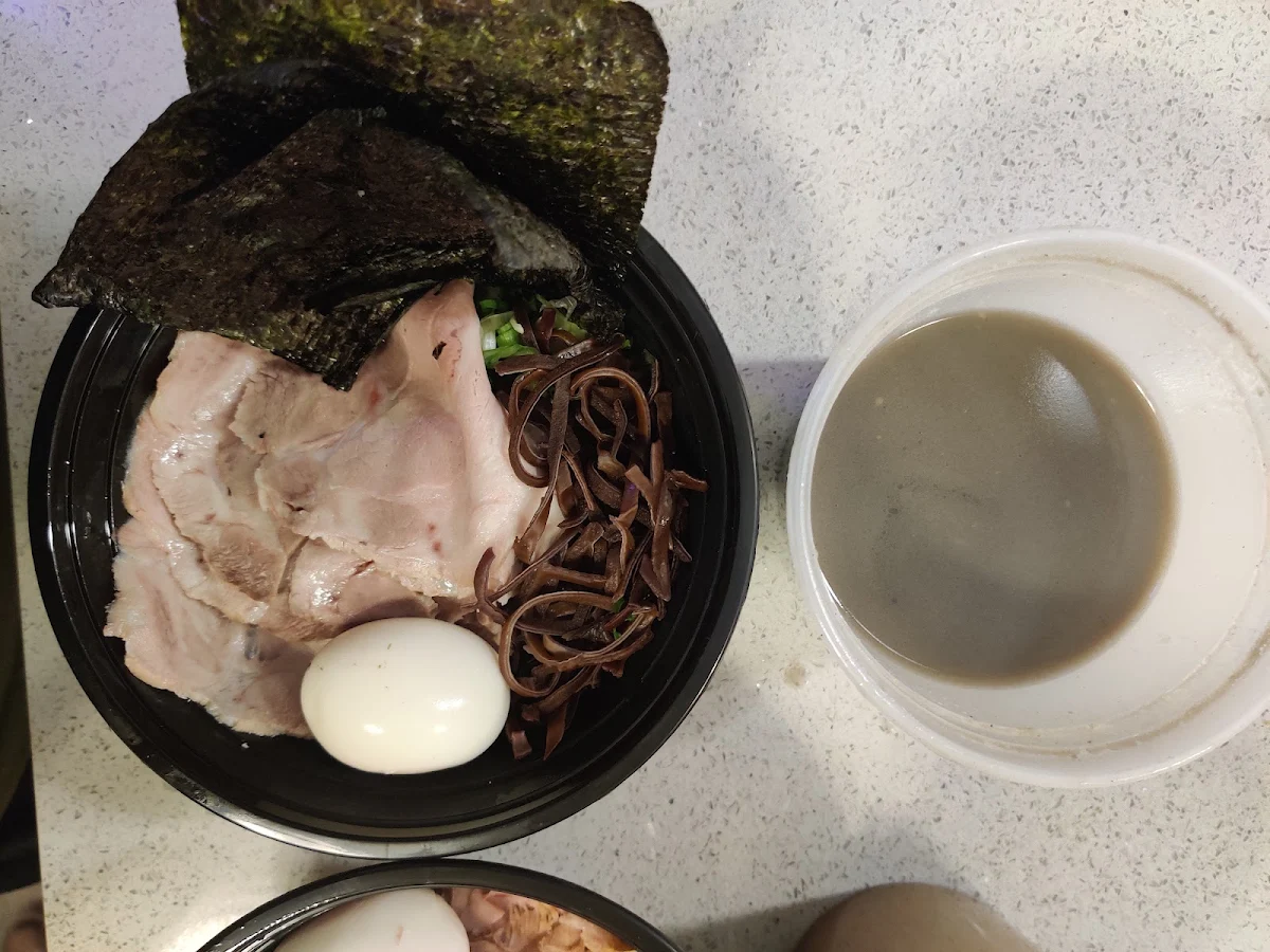 Black Tonkotsu Ramen