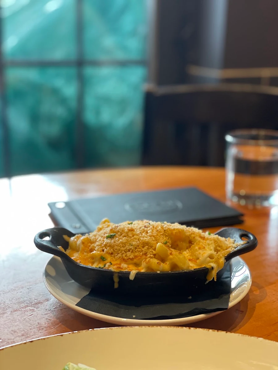 L a Mac & Cheese