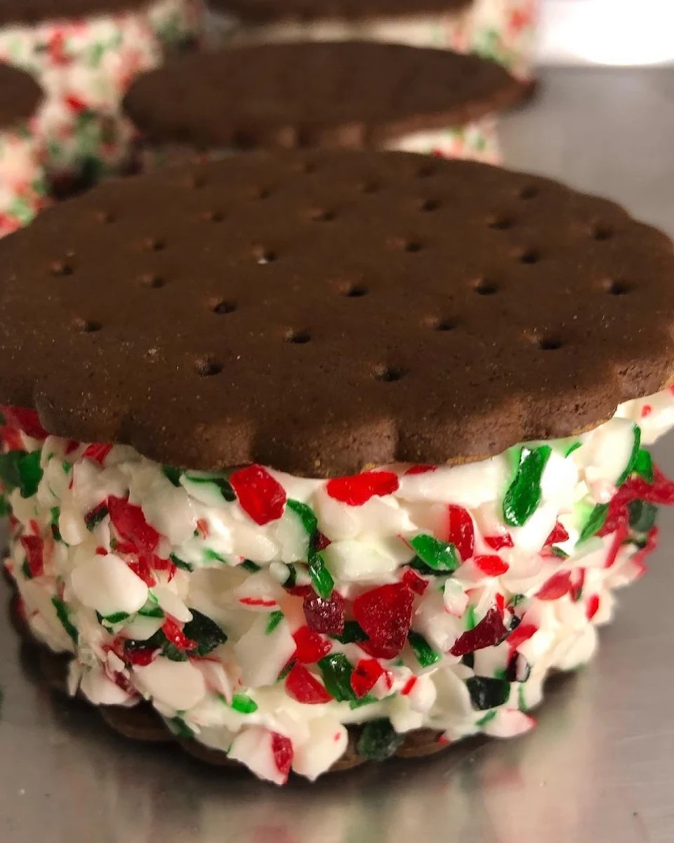 Sprinkles Whip Cream Chocolate Covered Britte