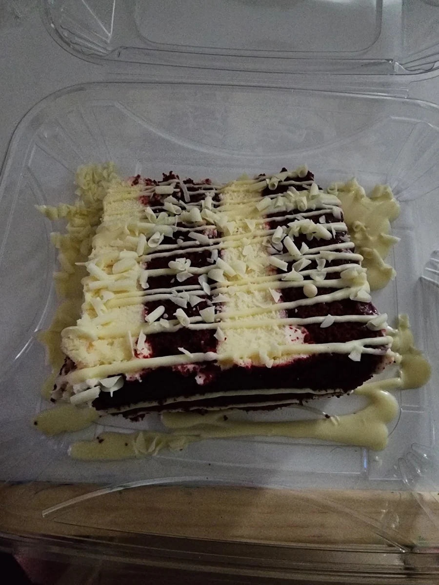 Red Velvet Cheesecake