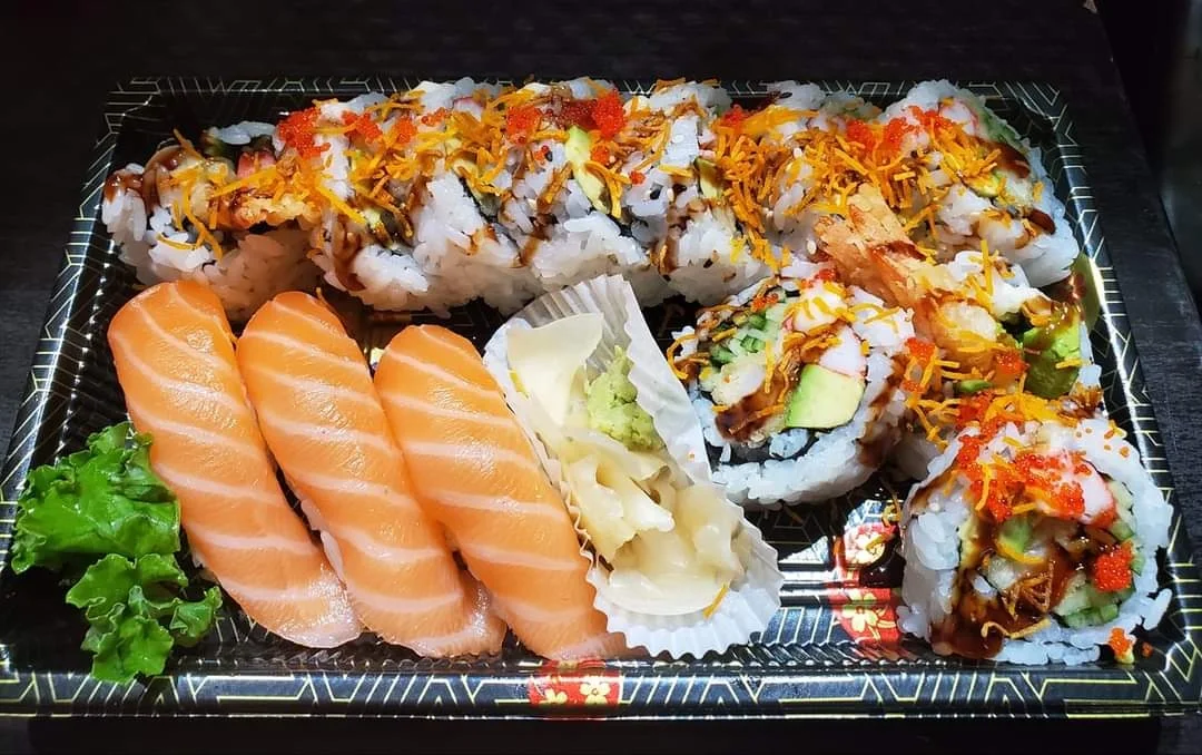 Dynamite 10pcs & Salmon Sushi 3pcs