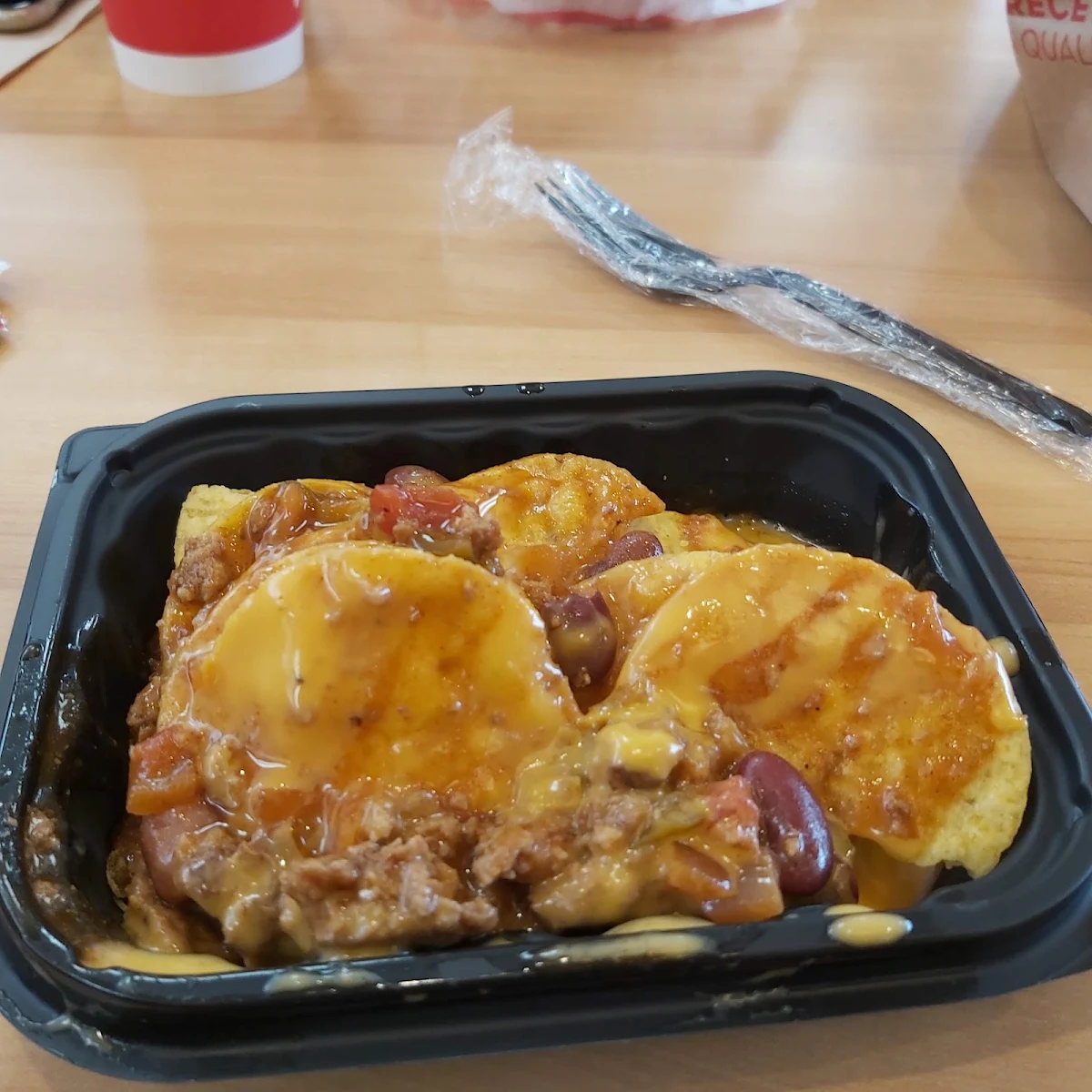 Chili Cheese Nachos Cals 380