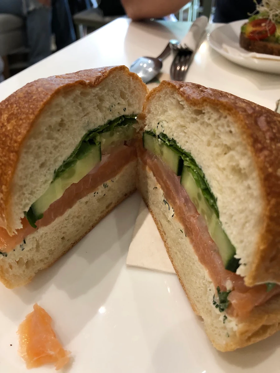 Smoke Salmon Sandwich