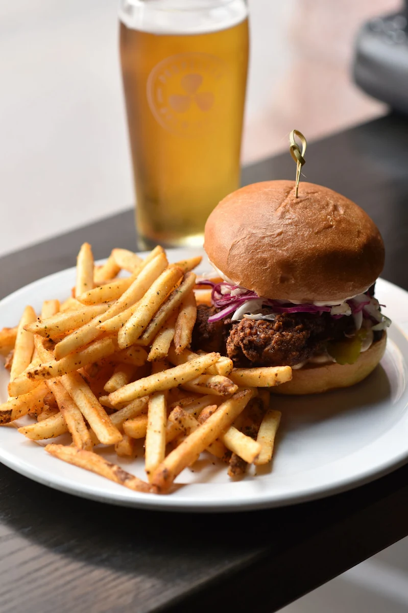 Highlights, Stardust Bar + Kitchen