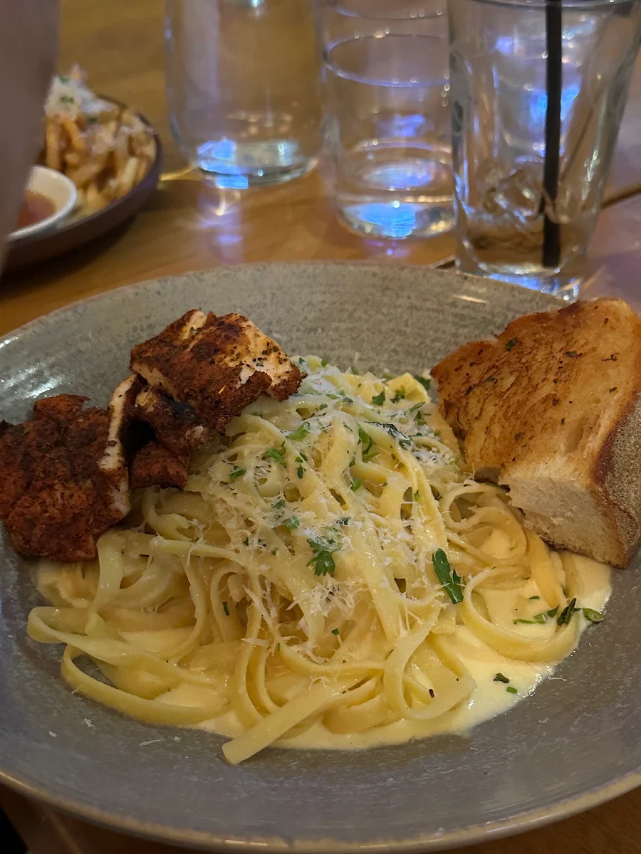 Alfredo Pasta with Cajun Chicken