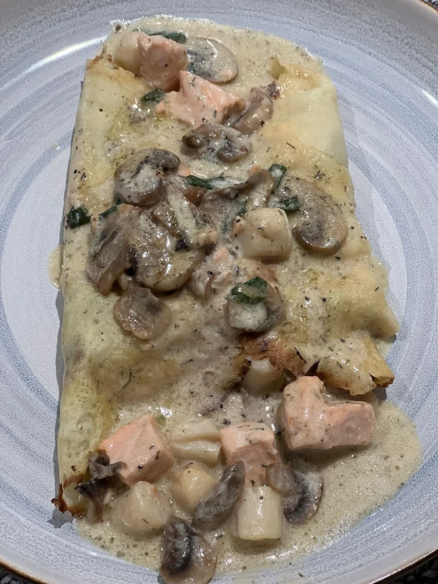 Salmon Crepe