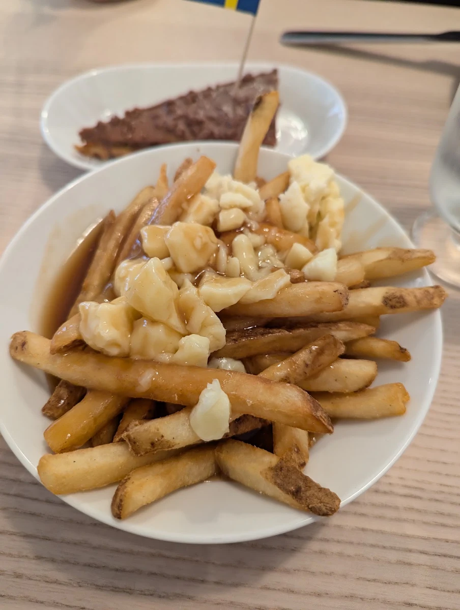 Small Poutine