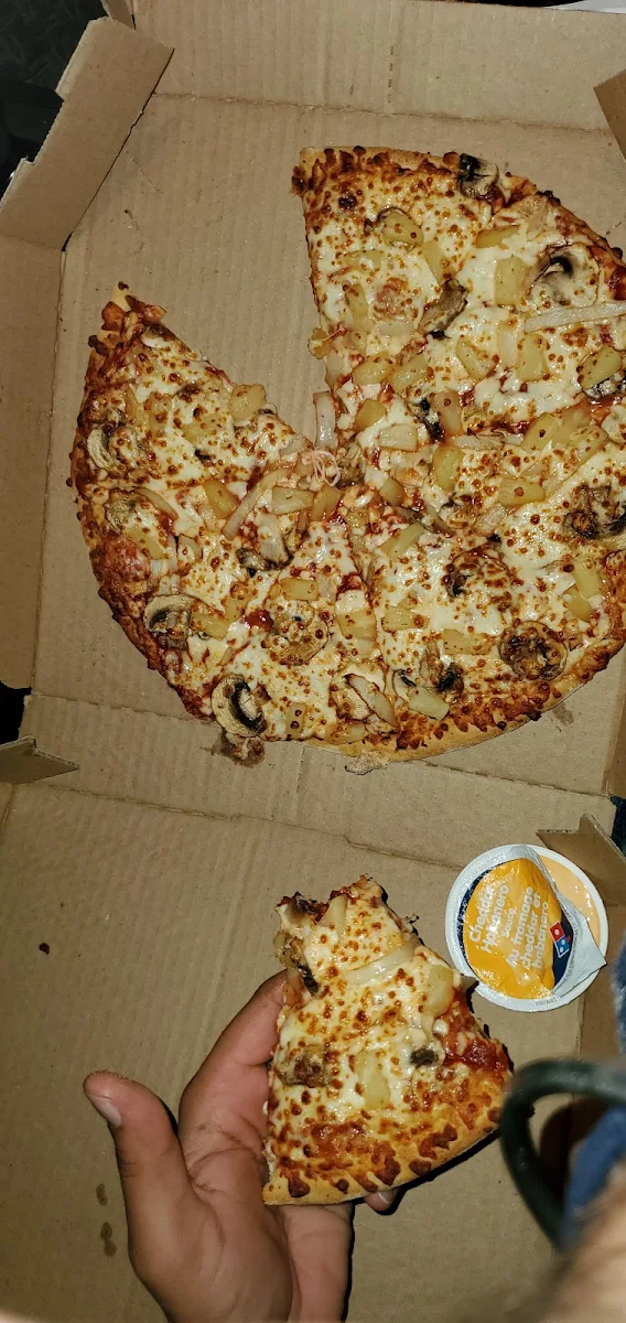 3 Topping Medium Veggie Pizza