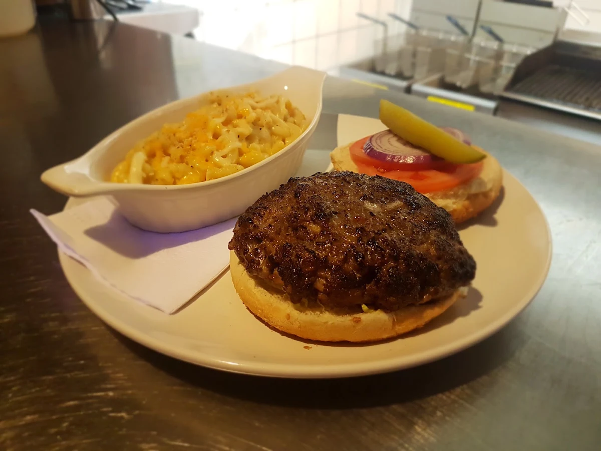 Burger with Mac and Cheese