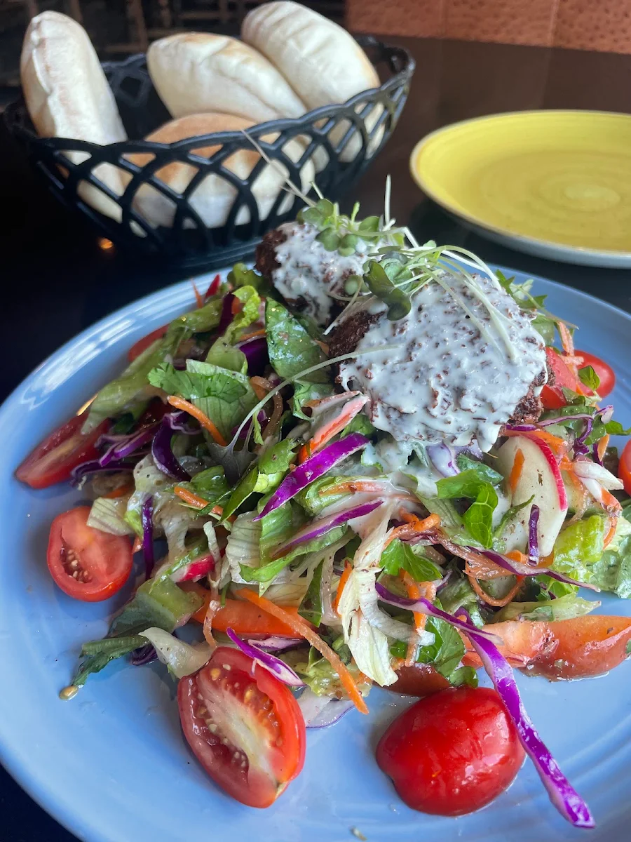 Falafel Salad