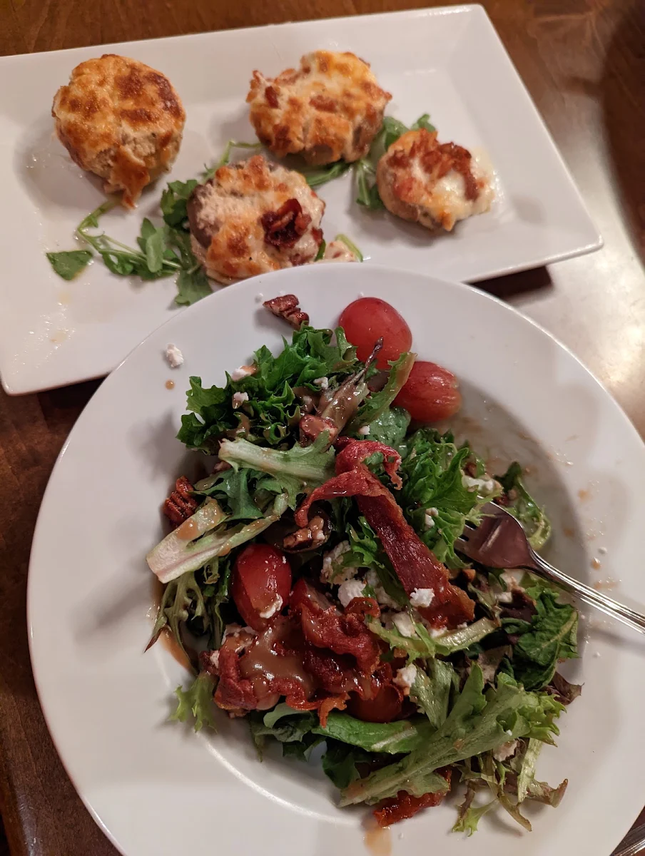 Grape and Goat Cheese Salad