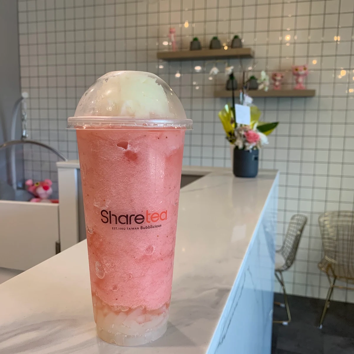 Peach Tea Ice Blended with Lychee Jelly